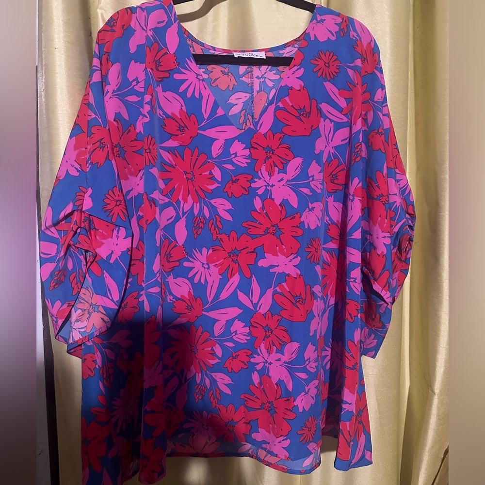 Emily Wonder women’s size 3X top excellent condition
